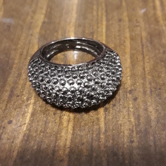 Costume Rings - Picture 6 of 8